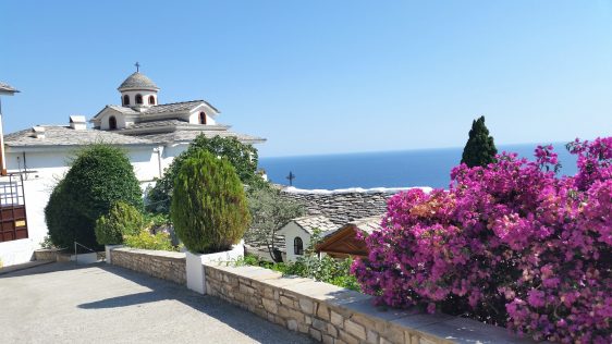 Scenery at Archangelos by placescases.com