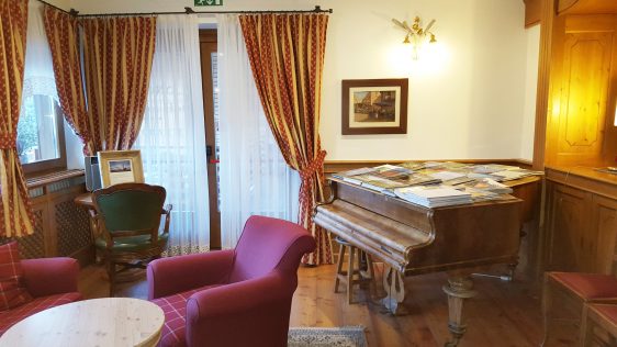 Grand Piano at Corona Dolomites by placescases.com