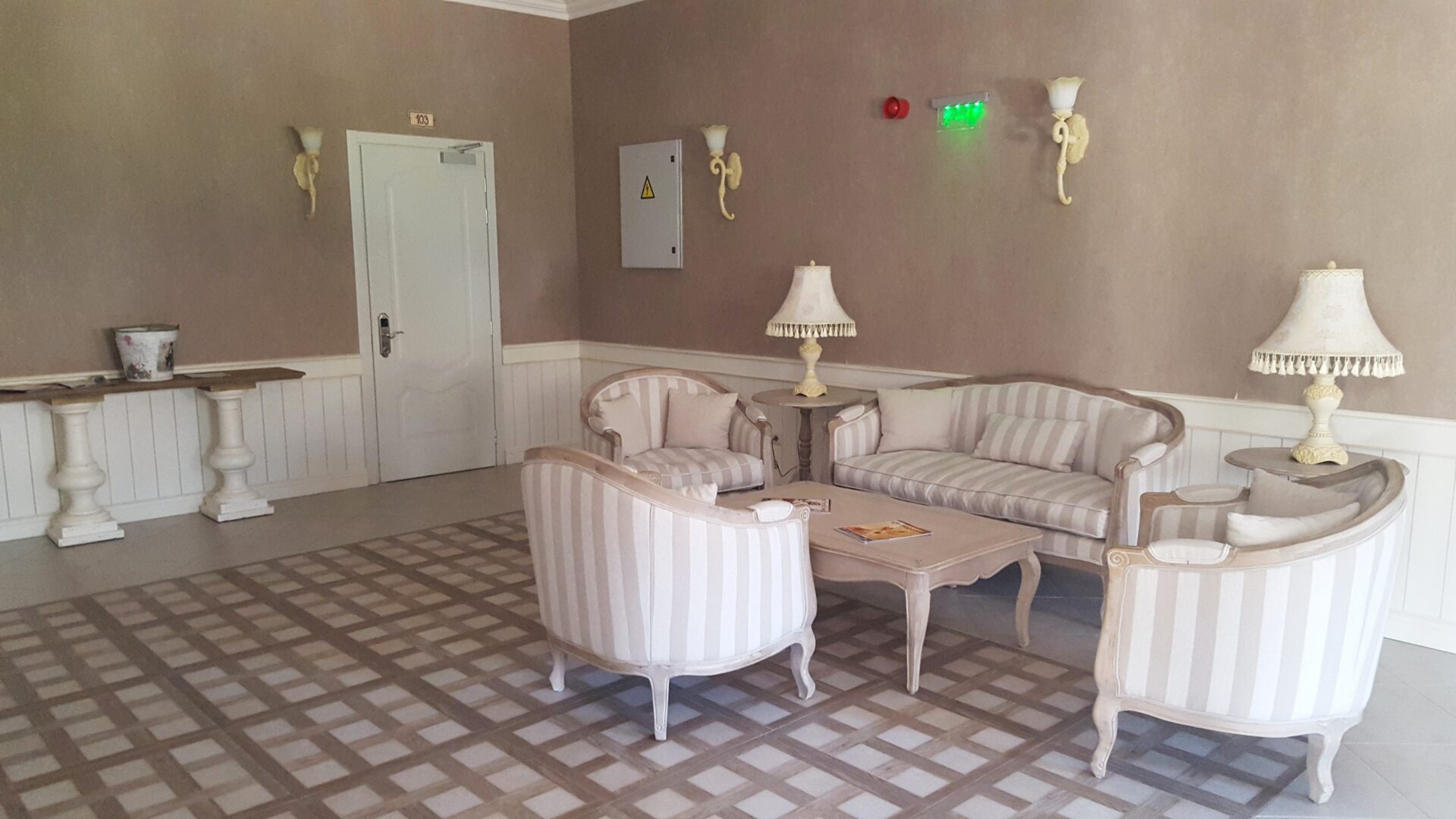 Gathering area at Midalidare hotel by placescases.com
