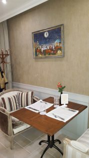 Ресторант Мидалидаре/ Restaurant interior Midalidare Hotel by placescases.com