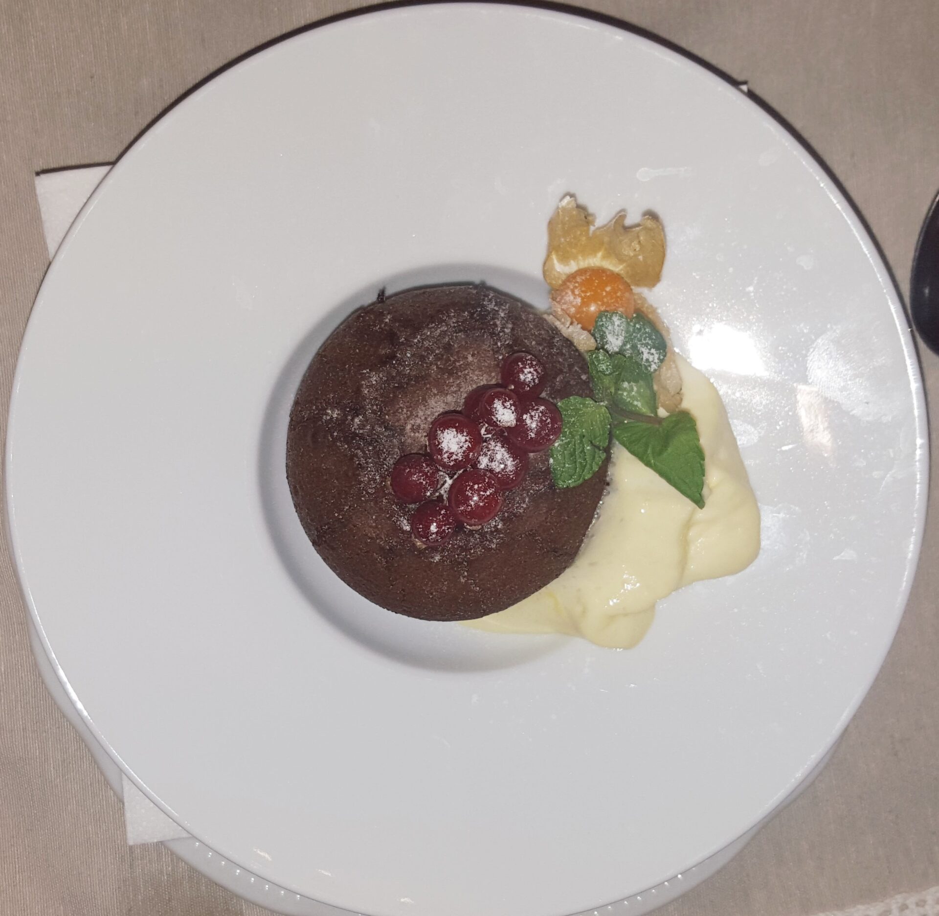 Суфле в ресторанта на Мидалидаре/ Souffle at Midalidare hotel restaurant by placescases.com