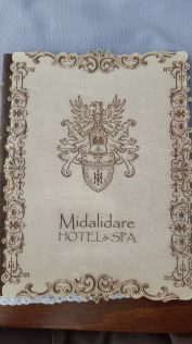 Менюто в ресторанта на Мидалидаре/The carte with fine touch at the restaurant Midalidare Hotel by placescases.com