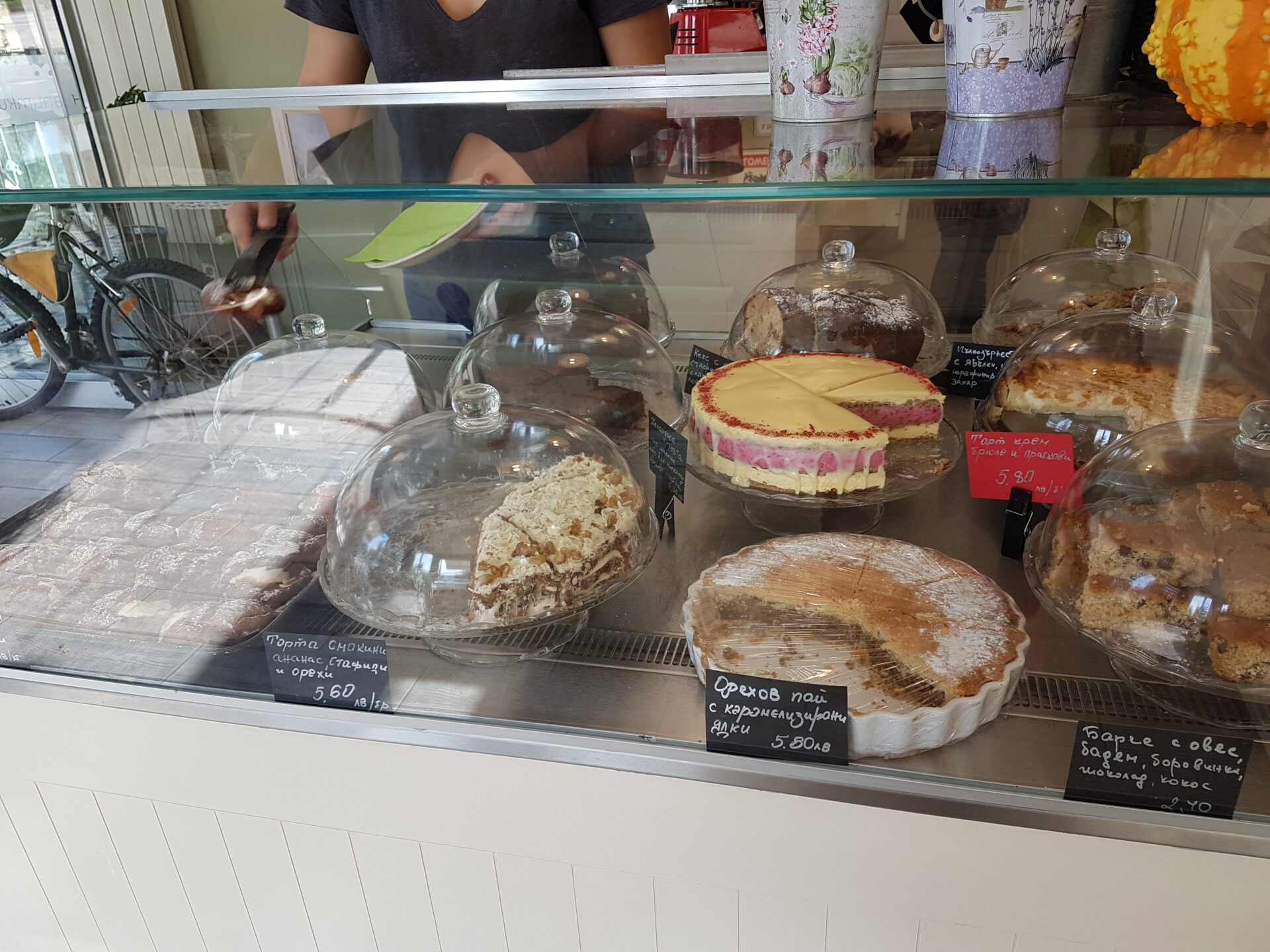 Торти и сладкиши в Clair / Cakes and pastry in Clair, placescases.com