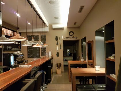 Interior of restaurant Apetit, placescases.com