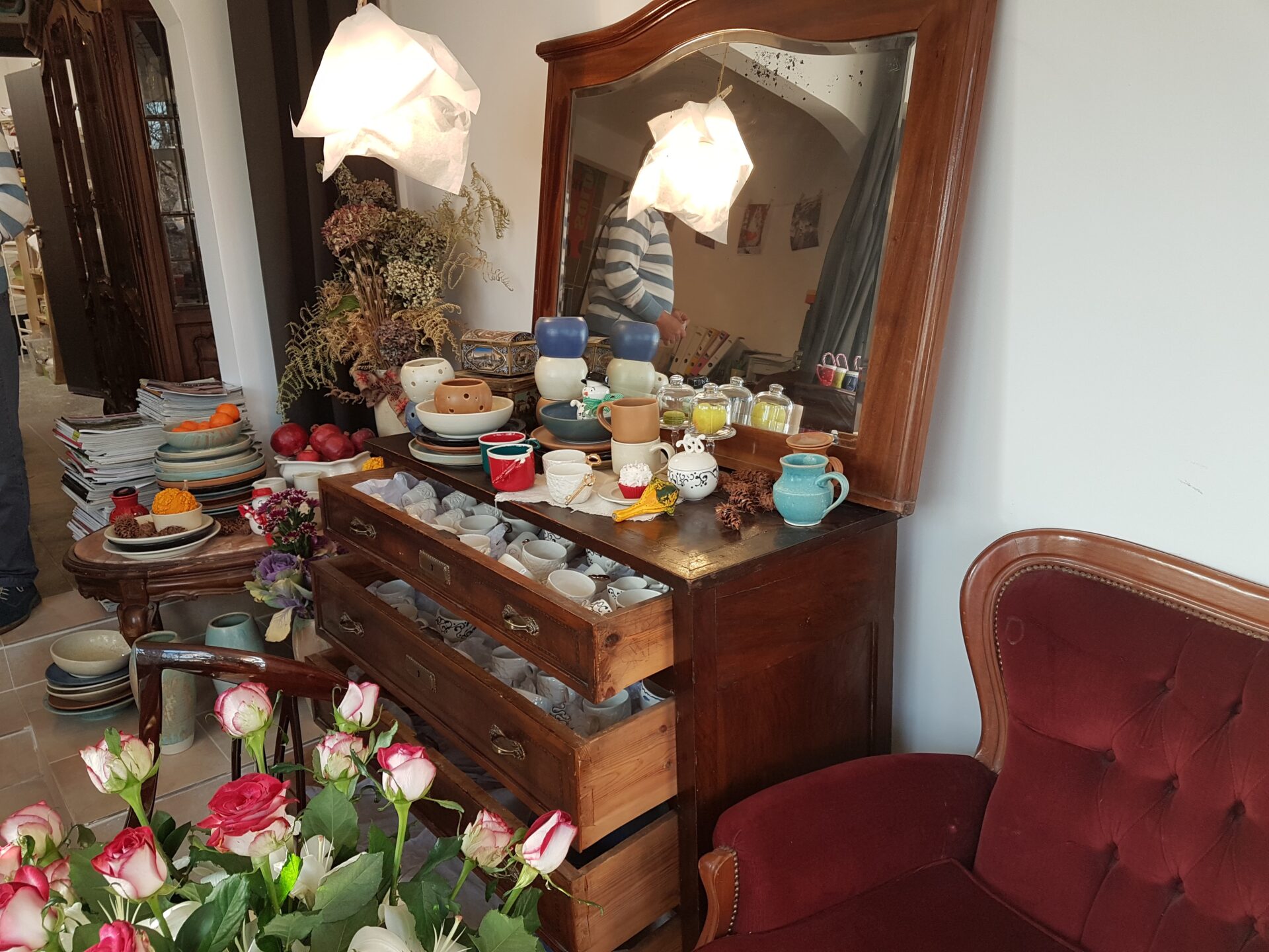 Ekaterina Lachova art studio, placescases.com