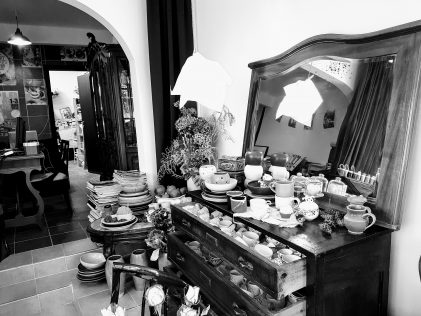 Ekaterina Lachova art studio, placescases.com