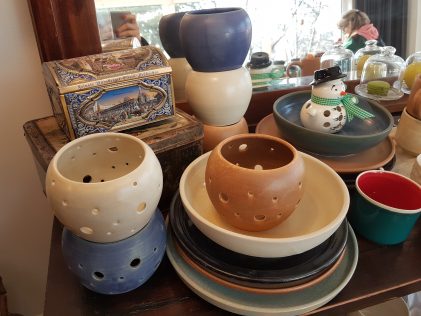 Ekaterina Lachova art studio, placescases.com